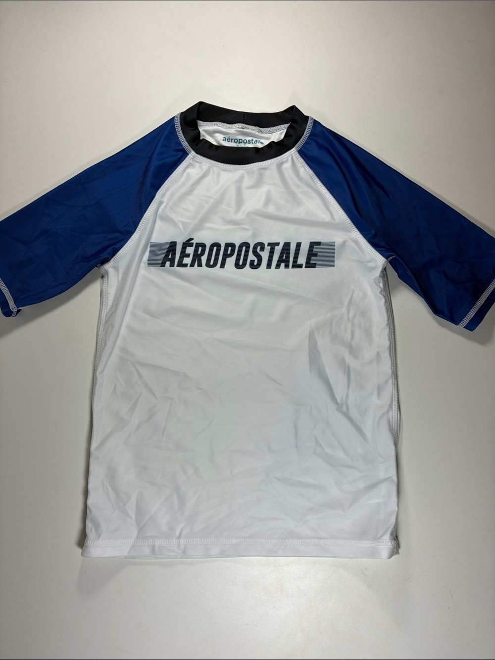 NWOT Aeropostale White & Blue Short Sleeve Rashguard, size 10